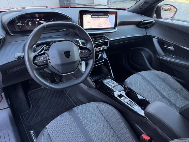 Peugeot 2008 1.2 PureTech 130 Allure Automaat incl. Trekhaak!