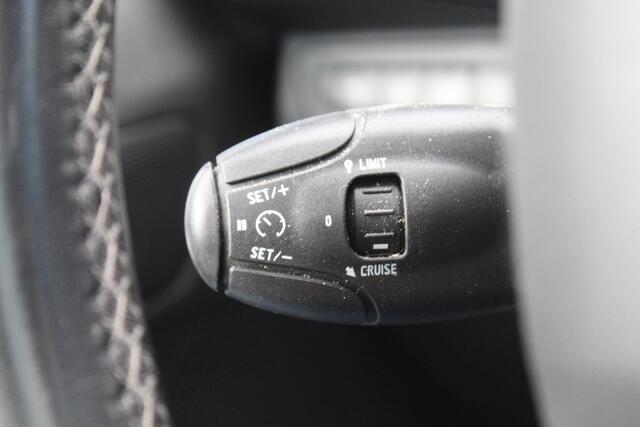 Peugeot 2008 1.2 PureTech Allure//Automaat//Pano//Camera!!