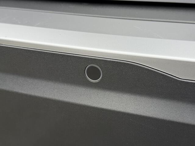 Peugeot 2008 GT 1.2 Hybrid 136PK e-DCS6 Automaat Navigatie, Achteruitrijcamera, Keyless, Parkeersensoren, Adaptieve Cruise Control, Apple Carplay, Android Auto