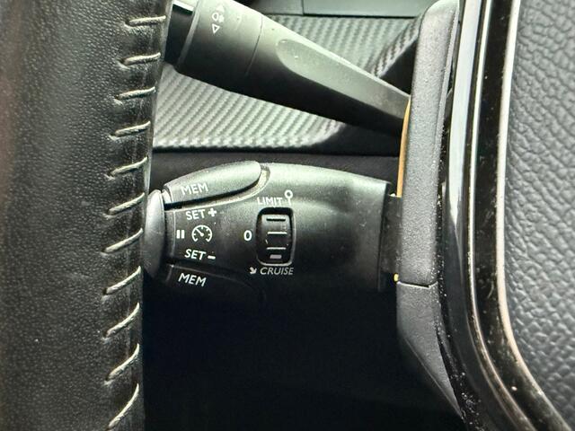 Peugeot 2008 BWJ 11-2020 | 1.2PT 101PK Active | CAMERA A | NAVIGATIE | CRUISE | CARPLAY | EL. AIRCO |