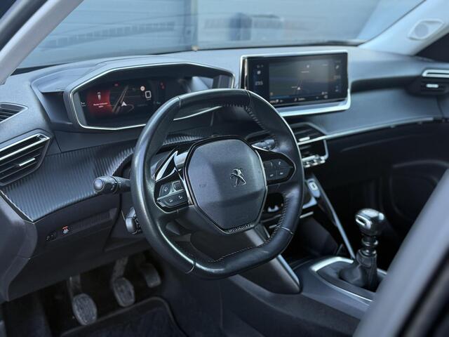 Peugeot 2008 1.2 PureTech Blue Lease Allure 1e Eigenaar,Camera,Navi,Clima,Cruise,Halfleder,6 Bak,Pdc V+A,Lm velgen,Apk tot 11-2026