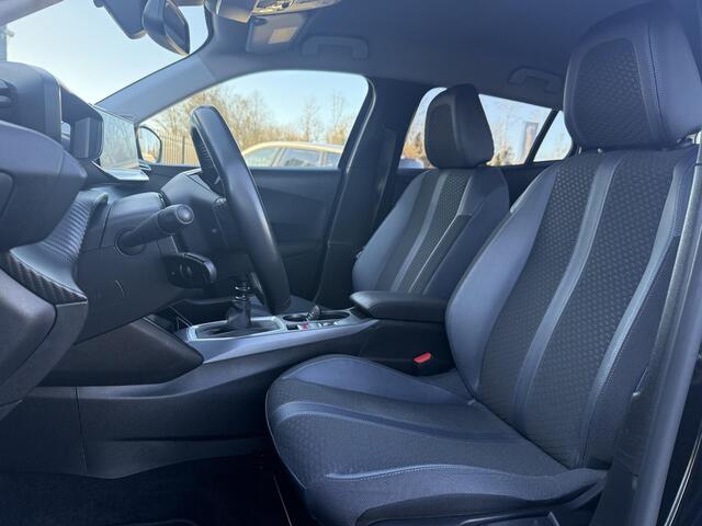 Peugeot 2008 1.2 PureTech Blue Lease Allure 1e Eigenaar,Camera,Navi,Clima,Cruise,Halfleder,6 Bak,Pdc V+A,Lm velgen,Apk tot 11-2026