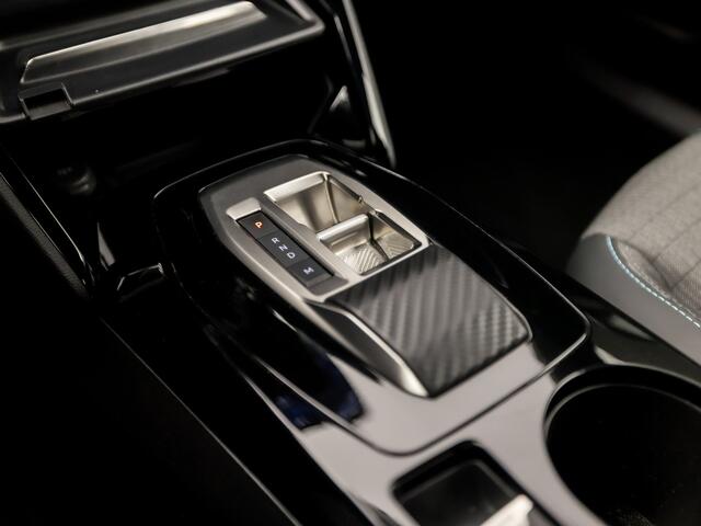 Peugeot 2008 1.2 PureTech Allure Sport Automaat 131Pk (APPLE CARPLAY, GROOT NAVI, 360 CAMERA, LEDER, ZWART HEMEL, SPORTSTOELEN, GETINT GLAS, LANE ASSIST, CRUISE, NIEUWSTAAT)