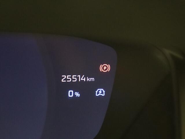 Peugeot 2008 1.2 Hybrid 145 GT | Full Map Navi | Stoelverwarming | Alcantara | Camera |