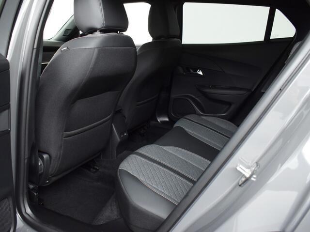 Peugeot 2008 1.2 Hybrid 136 Allure | Fabrieksgarantie o Keyless o Camera