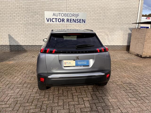 Peugeot 2008 Allure, navi, camera,pdc 1.2 PureTech Allure