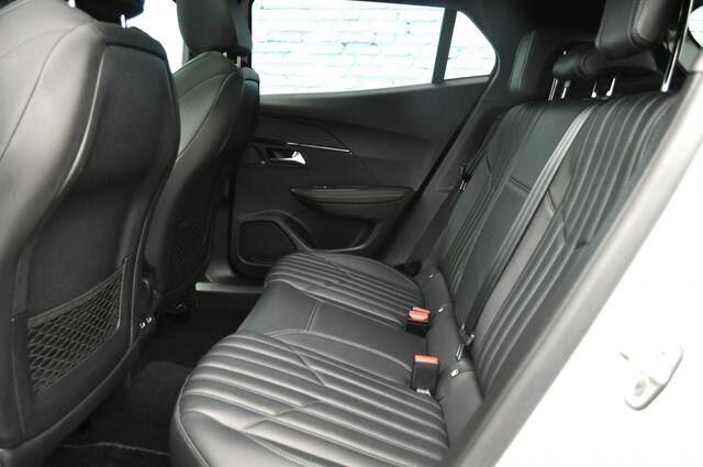 Peugeot 2008 1.2 GT Aut. 150Pk leer schd adapcrc mass ind laden