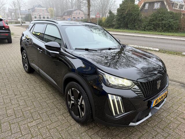 Peugeot 2008 1.2 PT Active Pack