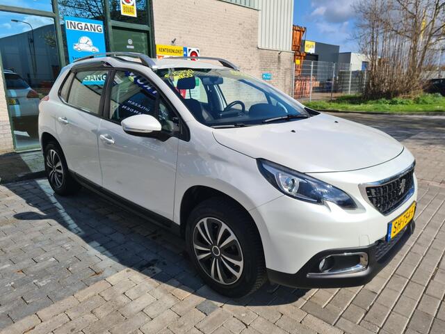 Peugeot 2008 1.2 PureTech Active
