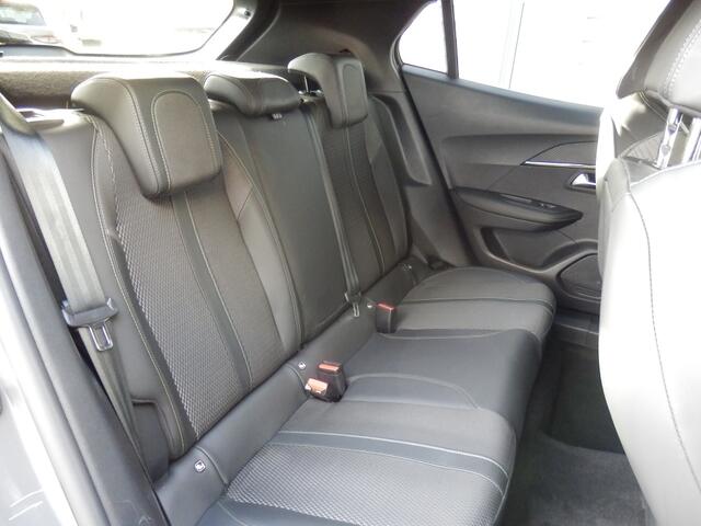 Peugeot 2008 1.2 130PK Automaat | GT-line | 360 camera | Full options |