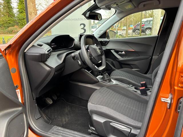 Peugeot 2008 1.2 PureTech Blue Lease Active