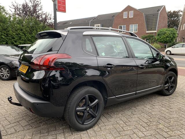 Peugeot 2008 1.2 PT 110pk Aut., Navi & CarPlay | Trekhaak