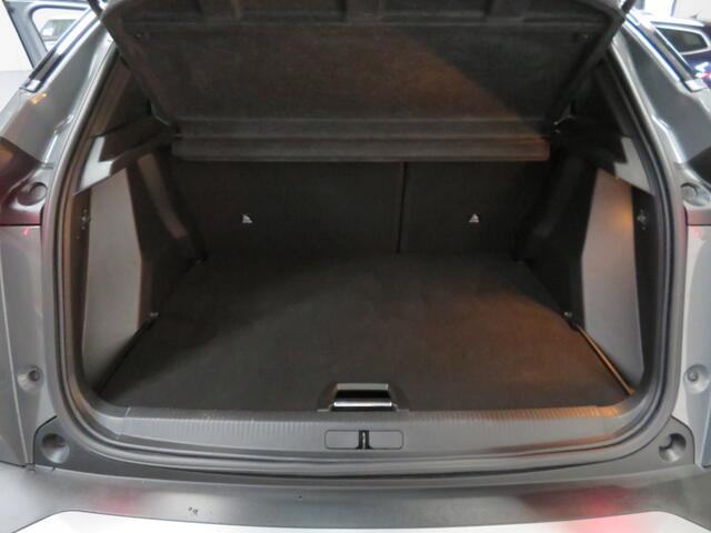 Peugeot 2008 1.2 Hybrid 145 GT