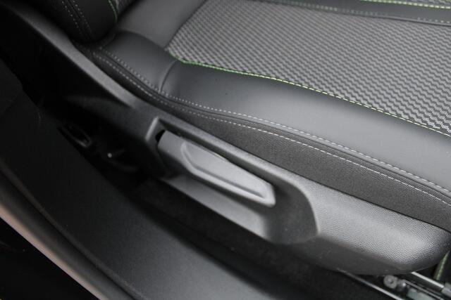 Peugeot 2008 1.2 Hybrid 136 GT Automaat Airco Navi 360 Camera Carplay Adaptive Cruise Nieuwstaat