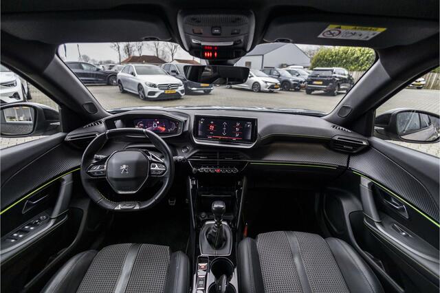 Peugeot 2008 1.2 PureTech GT | Pano | Camera | Trekhaak