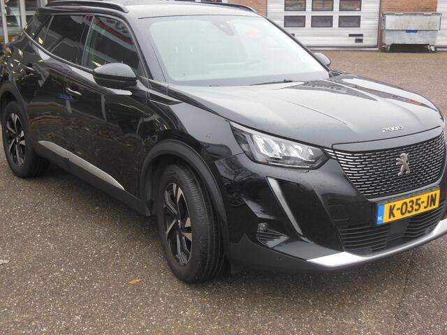 Peugeot 2008 1.2 PureTech Blue Lease Allure Staat in Hardenberg
