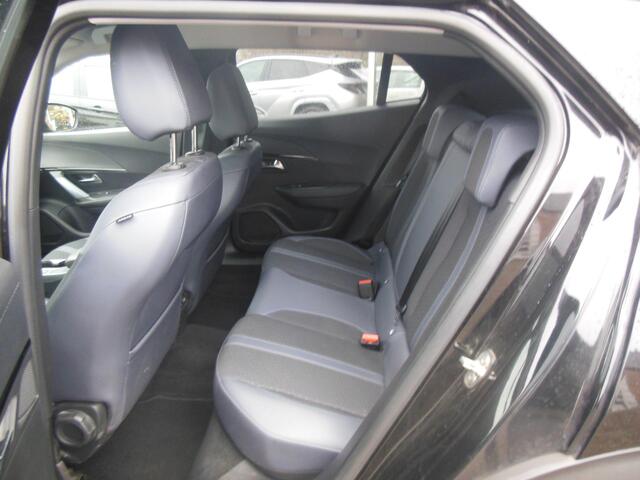 Peugeot 2008 1.2 PureTech Blue Lease Allure Staat in Hardenberg