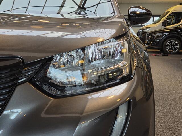 Peugeot 2008 1.2 PureTech Active / Carplay