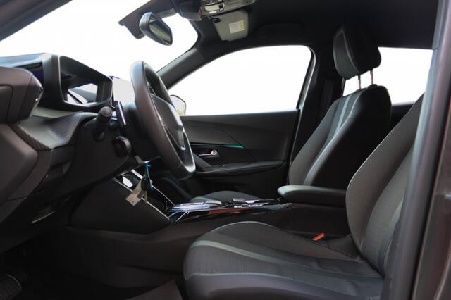 Peugeot 2008 Allure Pack Camera l Carplay l Cruise