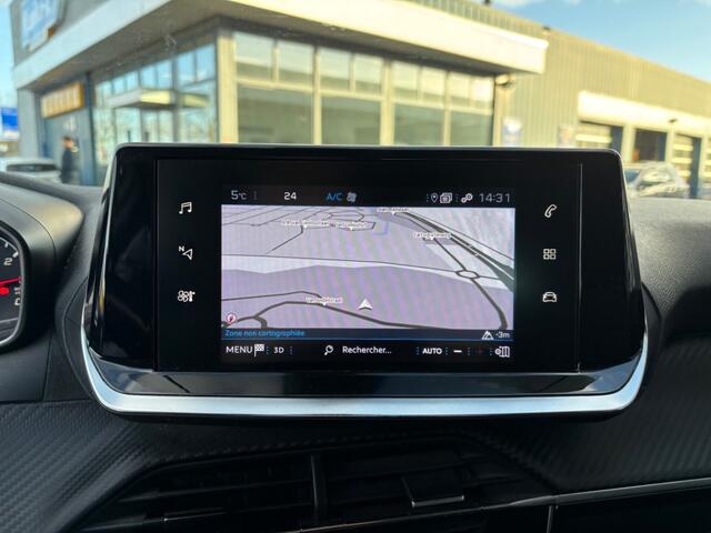 Peugeot 2008 1.2 PT ACTIVE PACK AIRCO CRUISE NAVI PDC.