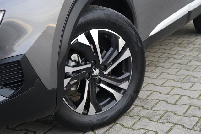 Peugeot 2008 1.2 PureTech Allure | Camera | DAB | 17 Inch |