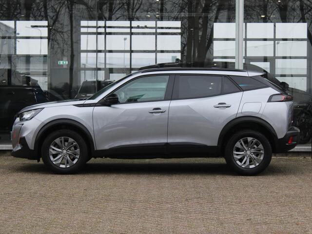 Peugeot 2008 1.2 PureTech Style | Camera / Climate / Navi