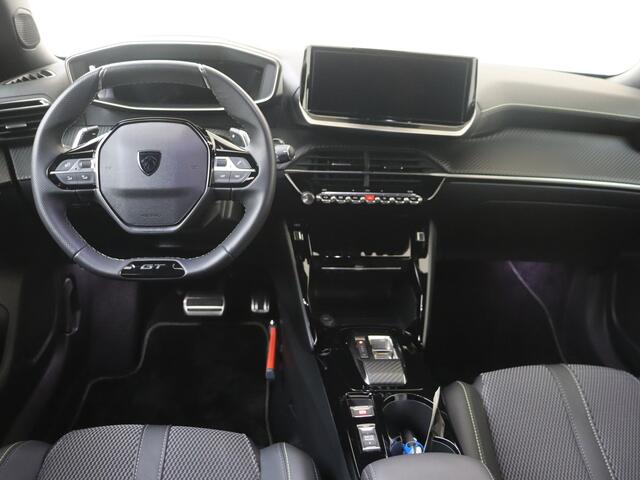 Peugeot 2008 1.2 Hybrid 136 GT