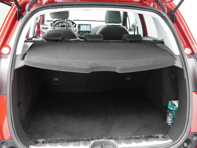 Peugeot 2008 1.2 PureTech Allure - Navigatie - Trekhaak - Climate Control - Panorama Dak