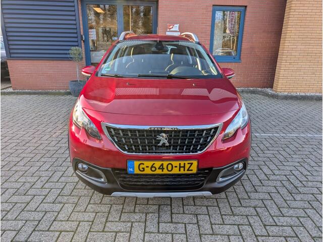 Peugeot 2008 1.2 PURETECH GT-LINE,AUTOMAAT,Airco,Cruise,PDC,Trekhaak