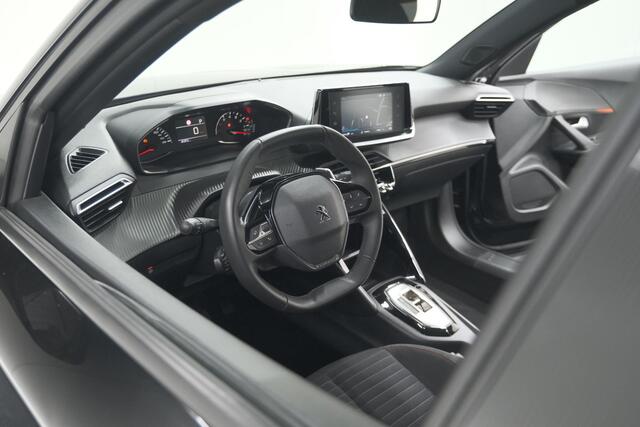 Peugeot 2008 PureTech 130 Active Pack | Trekhaak | Camera | Navigatie | Parkeersensoren | Apple Carplay