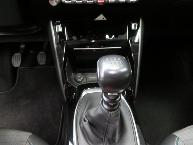 Peugeot 2008 1.2 PT Allure Pack