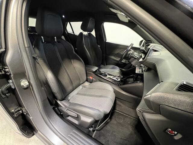 Peugeot 2008 1.2 PureTech GT-Line | Navigatie/Android/Apple Carplay | LM Velgen 17" | Afn.Trekhaak | Parkeersensoren Voor en Achter | Cruise Control adaptief | Airco |