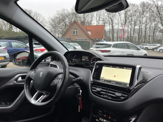 Peugeot 2008 1.2 PureTech Allure Automaat