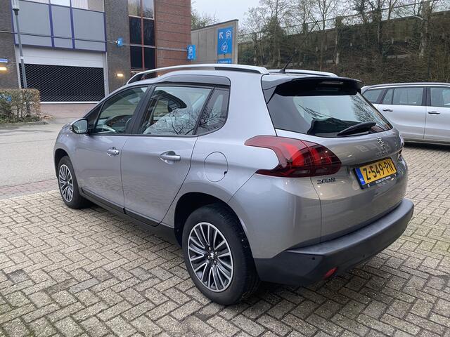 Peugeot 2008 1.2 PureTech Blue Lion All-in Prijs Stoel verwarming/Airco/Cruise/Bluetooth/Parkeer sens Eurorepar