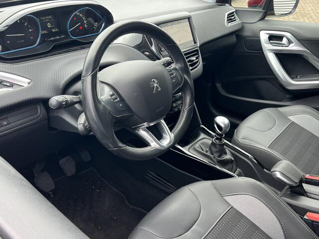 Peugeot 2008 1.2 PureTech Allure | Nieuw Binnen | Navigatie | Climate Control | APK 29-11-2027 |