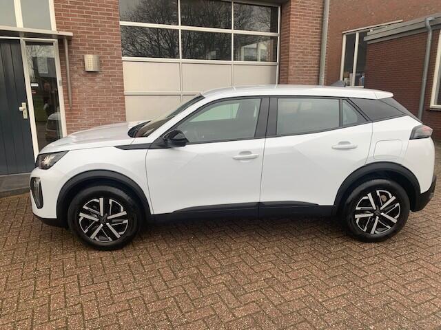 Peugeot 2008 1.2 PureTech 100 Trekhaak / Apple Carplay / Camera