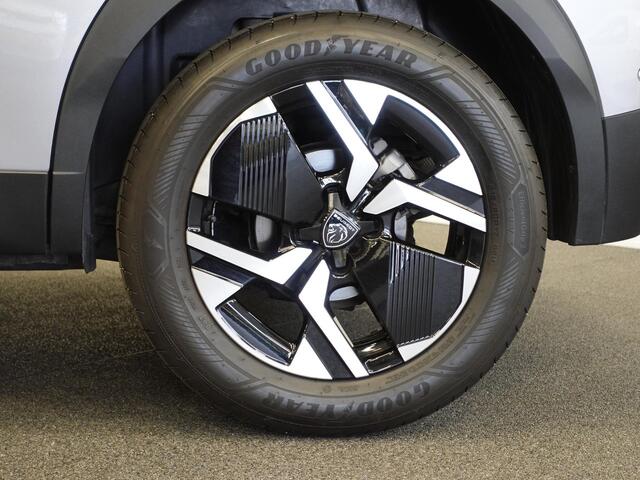 Peugeot 2008 1.2 PureTech 130pk Automaat Allure | Navigatie | Apple Carplay/Android Auto | 360 camera | Parkeersensoren | Blind Spot Assist | Adaptive Cruise Control | Stoelverwarming | Getinte ramen | Climate Control