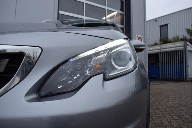Peugeot 2008 1.2 Allure 110PK | Automaat | Trekhaak | Camera | Navi