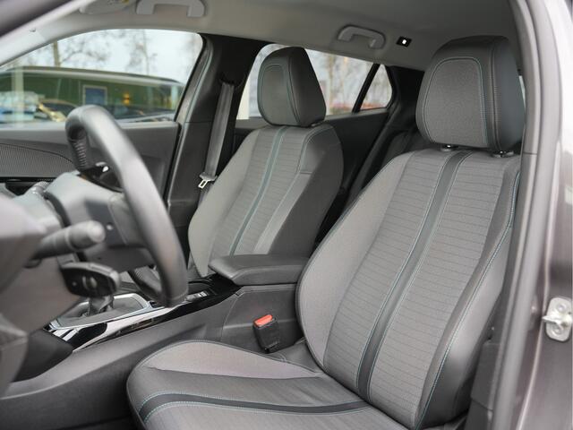 Peugeot 2008 1.2 PureTech Allure | Trekhaak | Apple carplay |