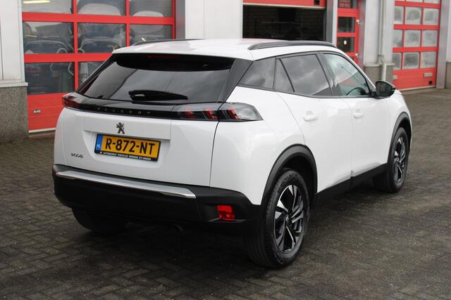 Peugeot 2008 1.2 PureTech Allure Incl Garantie en Afleveringskosten!!