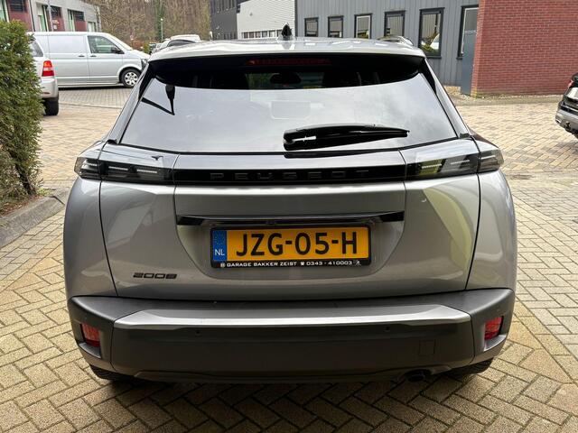 Peugeot 2008 1.2 PureTech 100 Allure Groot Navigatie Led Camera Carplay Stoelverwarming