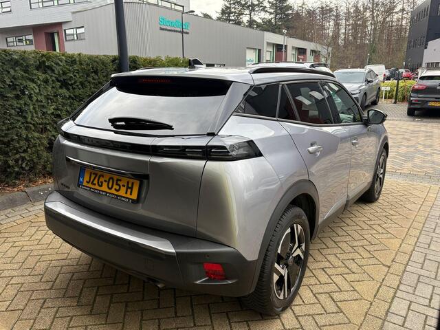 Peugeot 2008 1.2 PureTech 100 Allure Groot Navigatie Led Camera Carplay Stoelverwarming