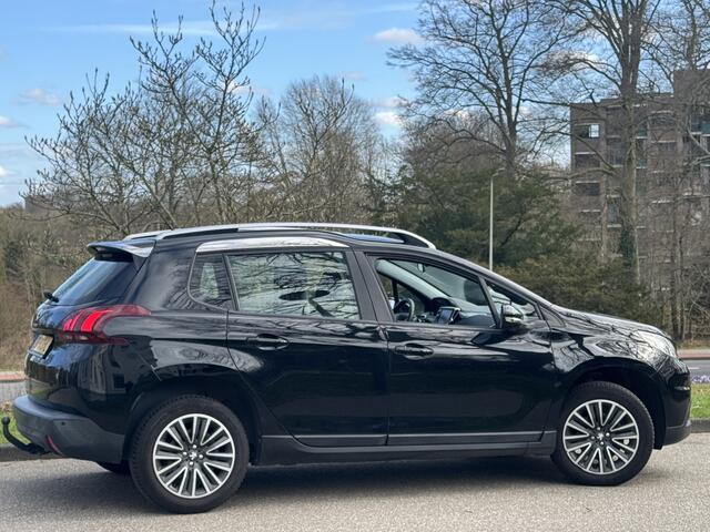 Peugeot 2008 1.2 PureTech 1:21 ! Blue Lion