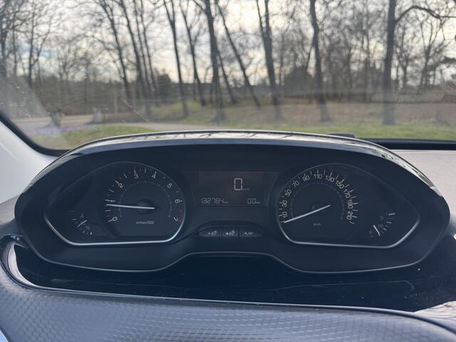 Peugeot 2008 1.2 PureTech 1:21 ! Blue Lion