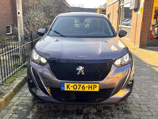 Peugeot 2008 1.2 PureTech Blue Lease Active