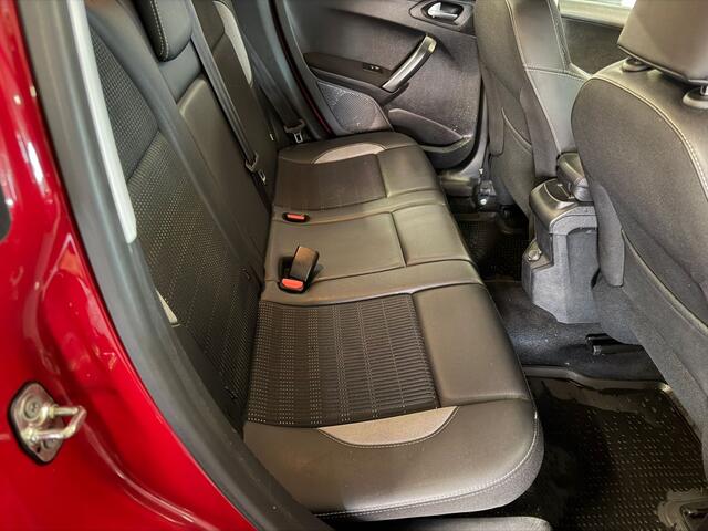 Peugeot 2008 1.2 PureTech Allure*2017*Facelift*NAVI*LED