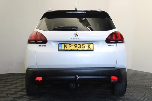 Peugeot 2008 1.2 PureTech Blue Lion |Pano|Navi|Trekhaak|