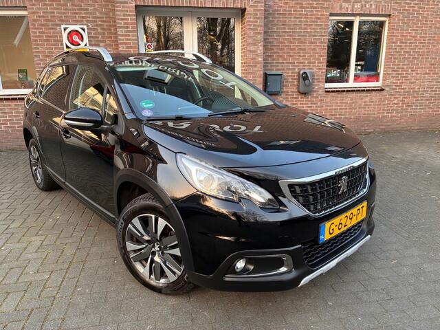 Peugeot 2008 1.2 PURETECH GT-LINE! AUTOMAAT/CAMERA/TREKHAAK/CARPLAY