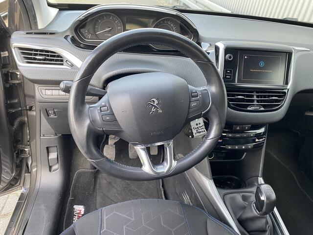 Peugeot 2008 1.2 PureTech Blue Lion Clima, CC, Carplay, Navi, PDC & Cam. LM, - Inruil Mogelijk -