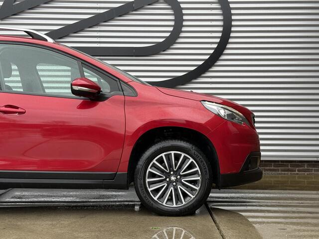 Peugeot 2008 1.2 PureTech Blue Lion 1e Eigenaar|Airco|D-riem v.v. in 2023|Trekhaak|Carplay|Cruise|PDC|N.A.P|APK tot 06-2026